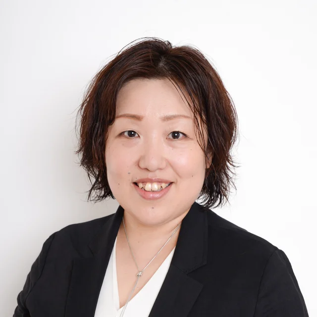 小金 悦美